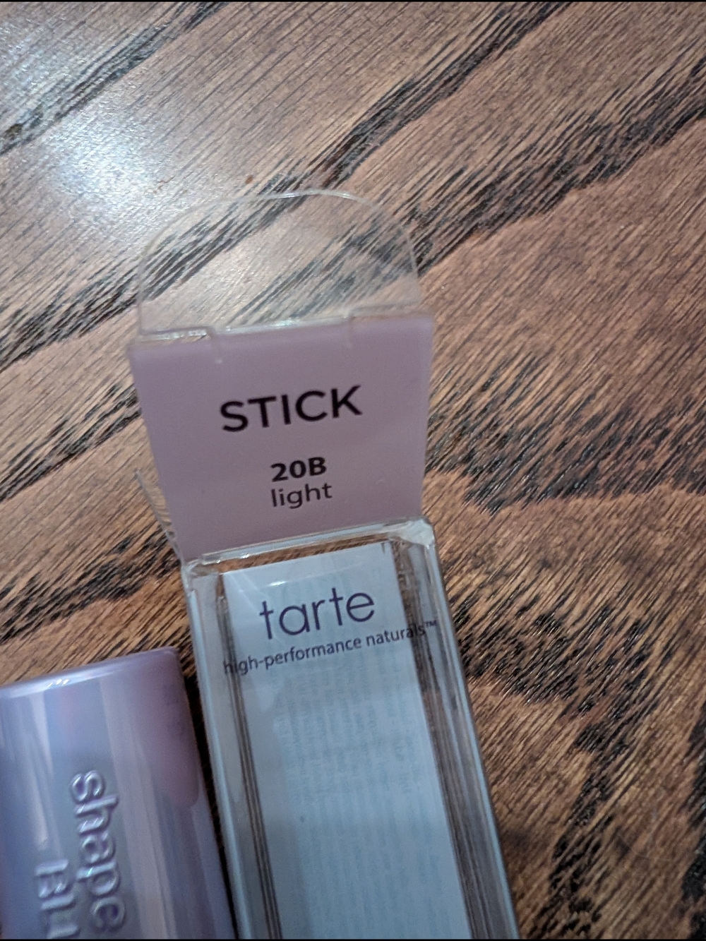tarte Shape Tape Blur Stick - 20B light - Picture 2 of 4